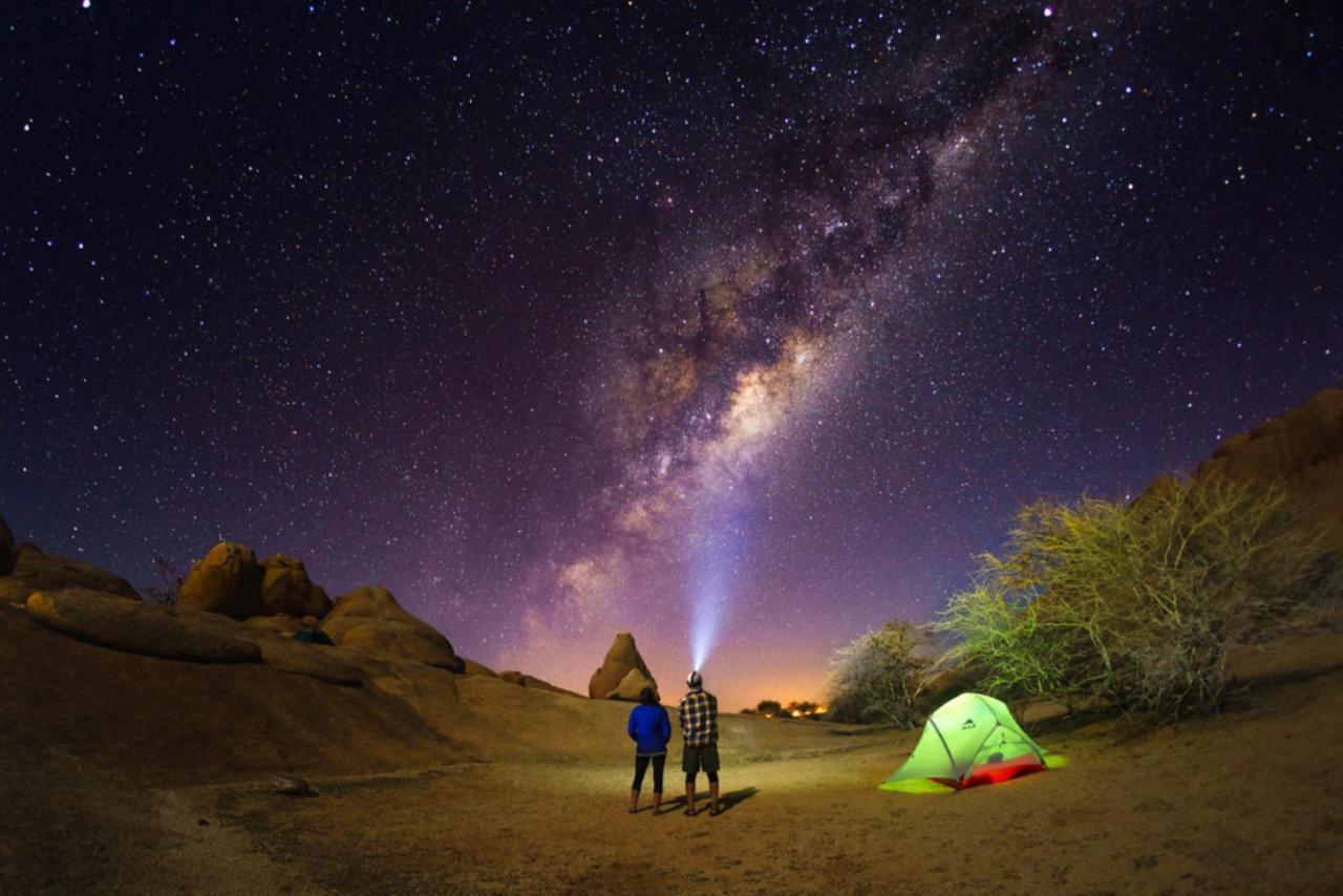 Stargazing Camp & Tours Hotel Wadi Rum Buitenkant foto