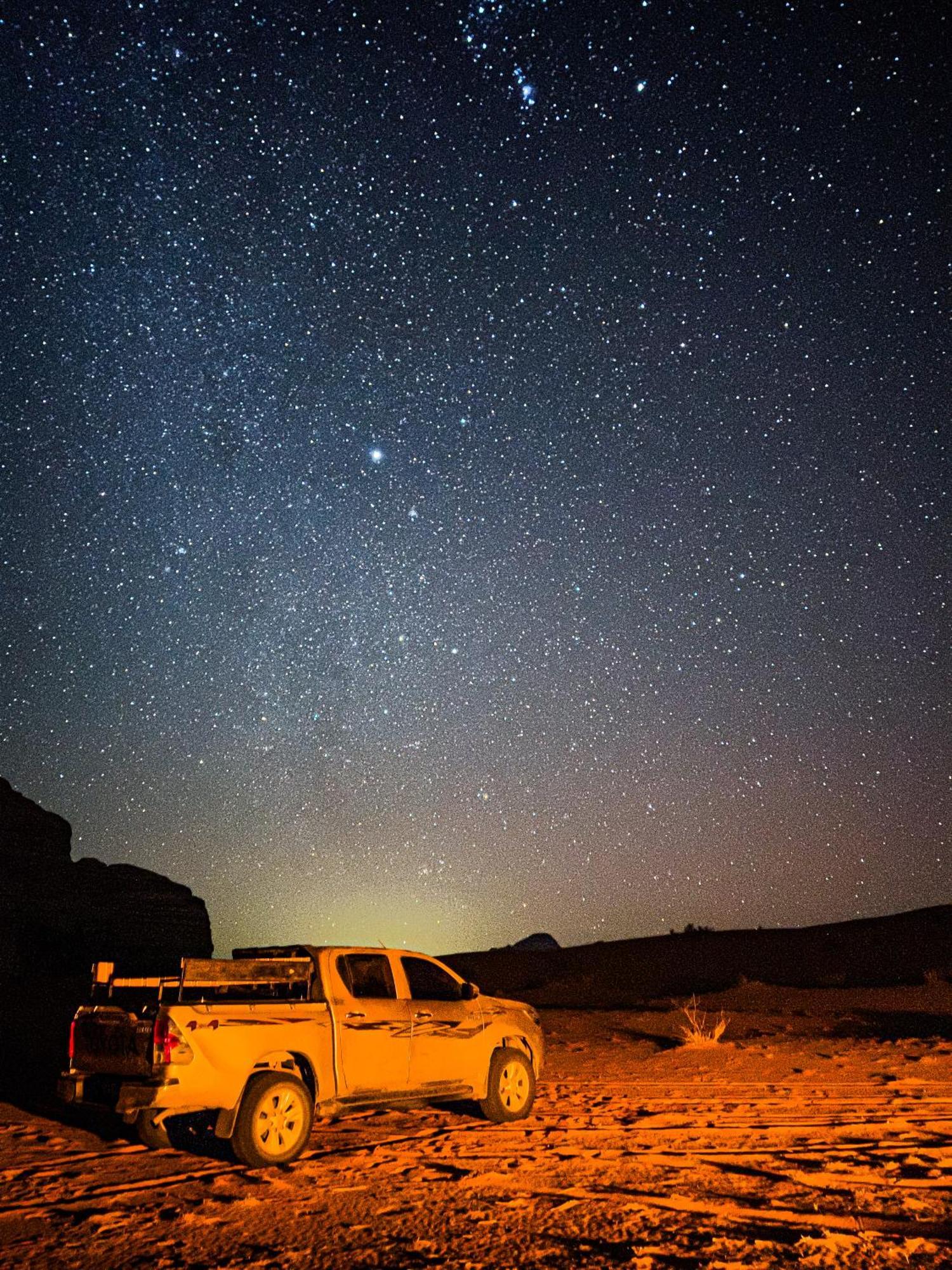 Stargazing Camp & Tours Hotel Wadi Rum Buitenkant foto