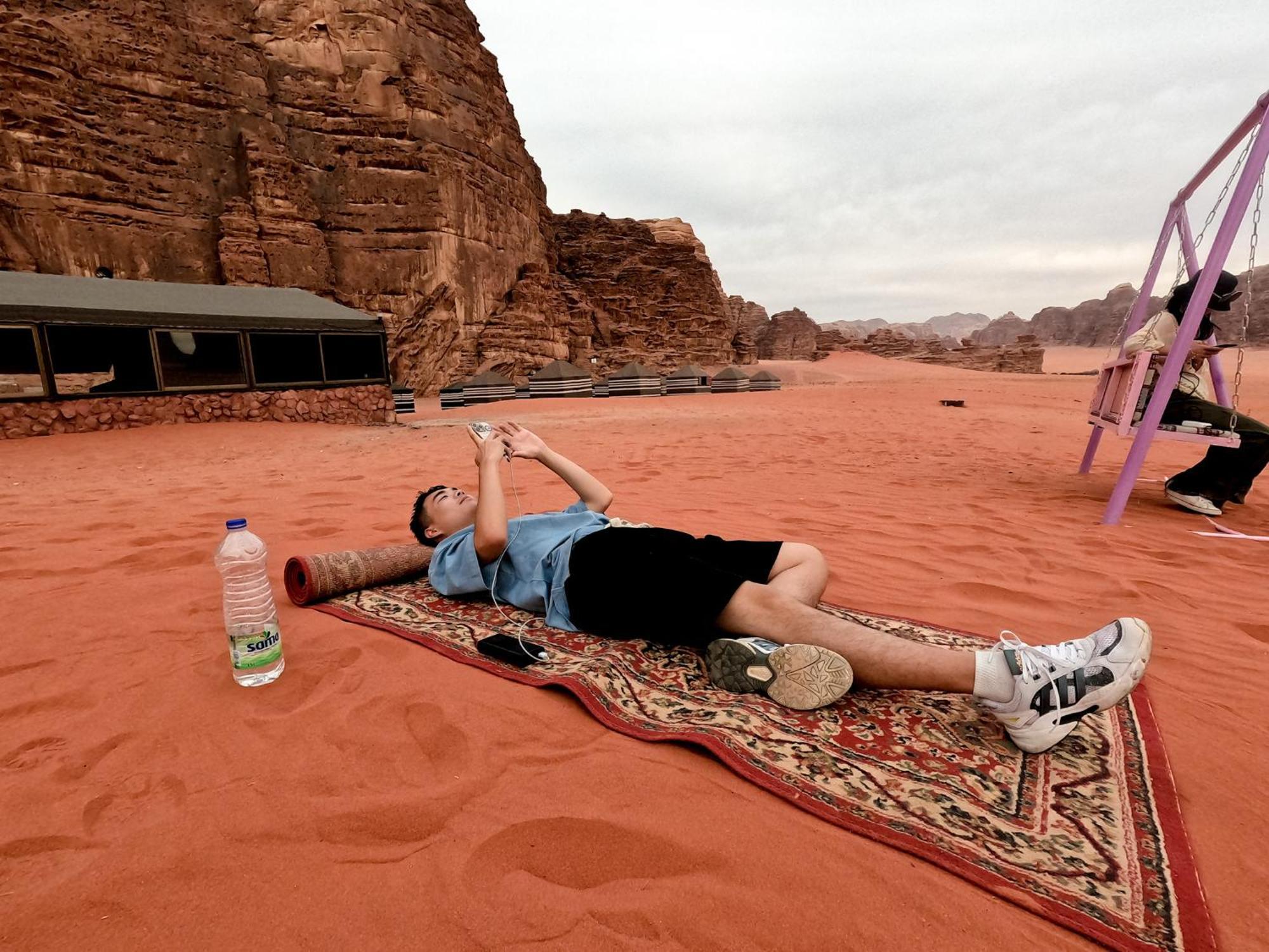 Stargazing Camp & Tours Hotel Wadi Rum Buitenkant foto