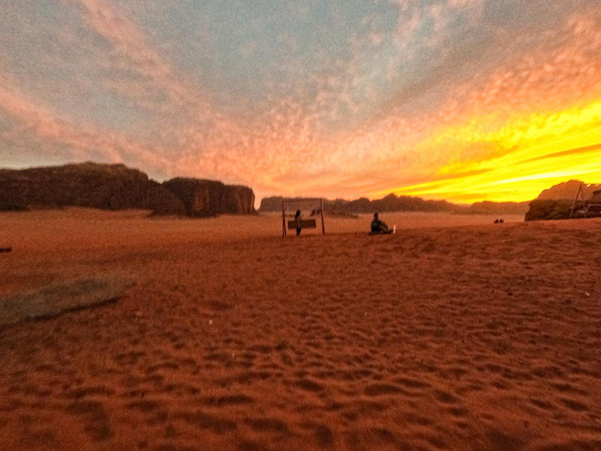 Stargazing Camp & Tours Hotel Wadi Rum Buitenkant foto
